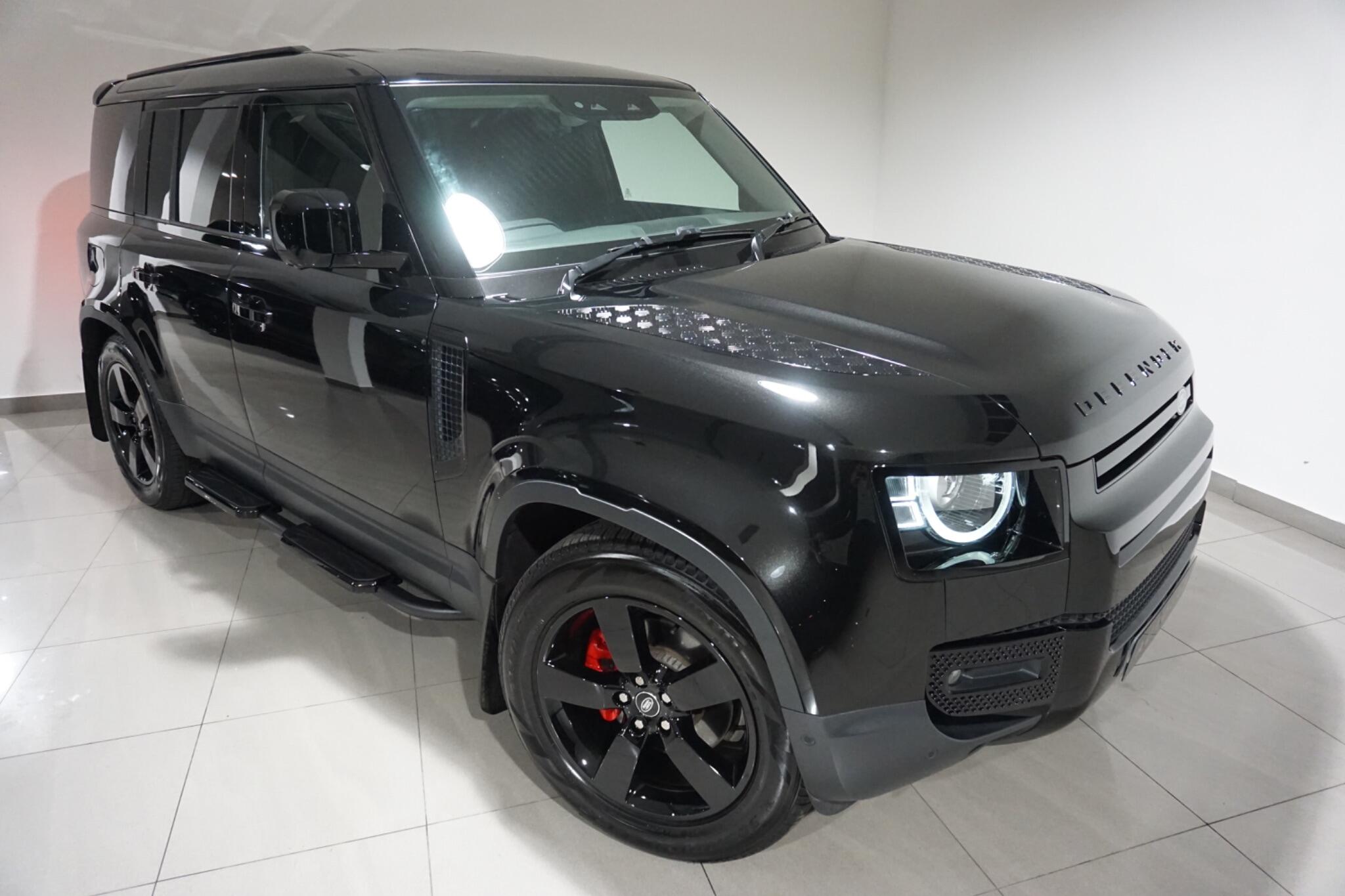 Land Rover Defender 110 3.0 D250 MHEV HSE Hard Top SUV Auto 4WD MWB Euro 6 (s/s) 5dr